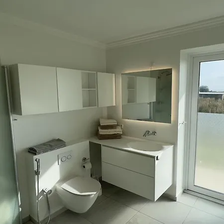Volmar - 10m From The Sea By Interhome